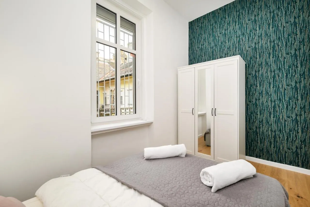 Modern Penthouse In A Century Old Building Apartment Budapest