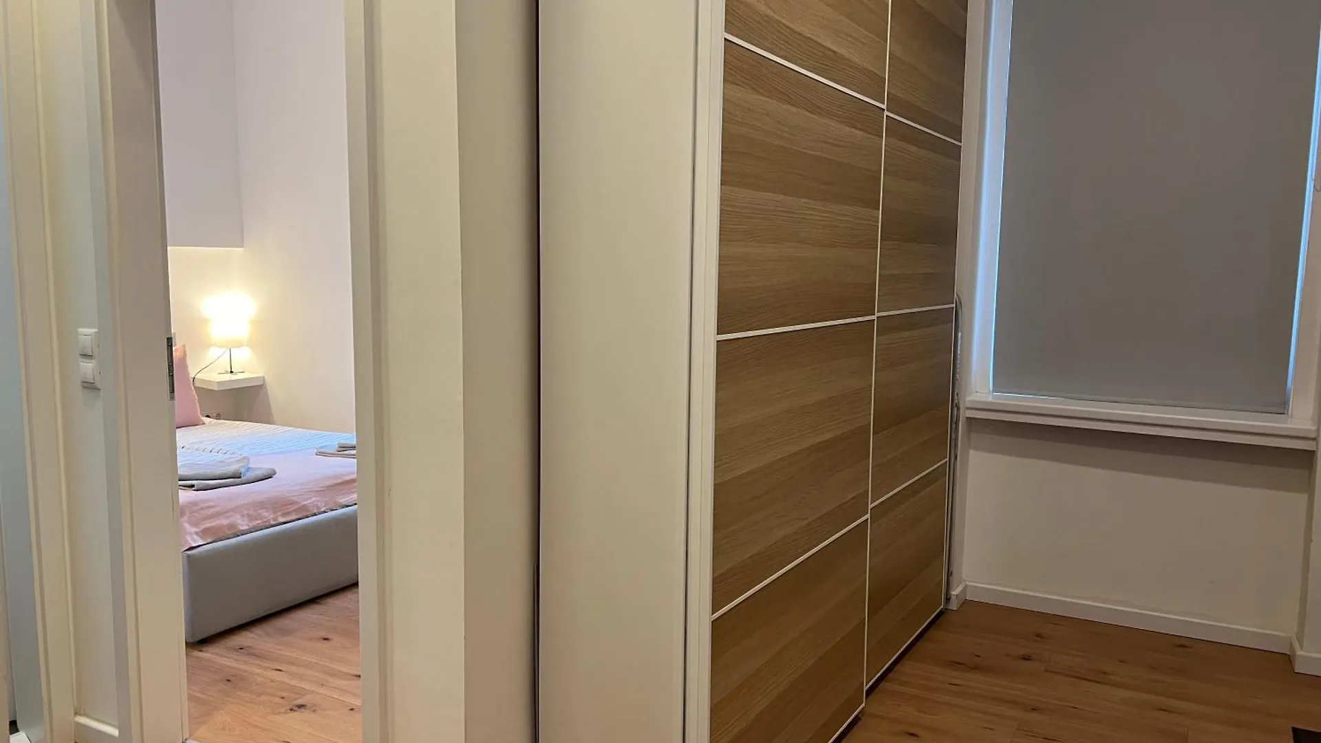 アパート ブダペストModern Penthouse In A Century Old Buildingアパートメント ハンガリー